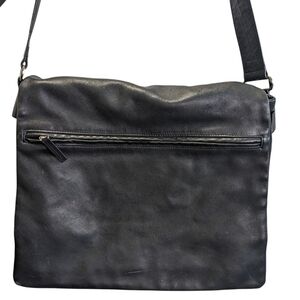 Danier Black Soft  Leather Messenger Computer Bag Flaws